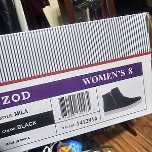 Izod shoes size 8
